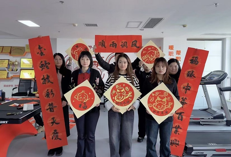 華山營銷公司團(tuán)支部 開展“團(tuán)團(tuán)”送祝?！麓核透；顒?></a>
                                            										</div>
                                       
										<h1>
                                                                                 <a 
								 
								href=